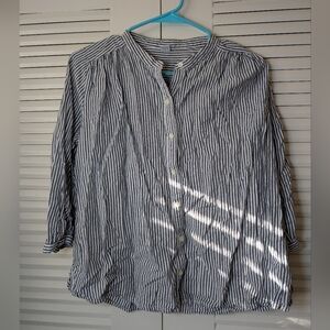 Old Navy Stripe shirt